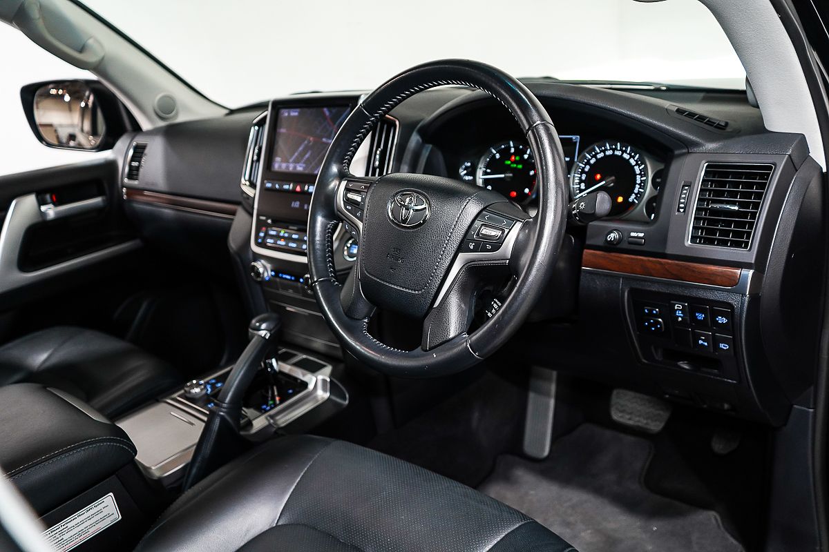 2020 Toyota Landcruiser VX VDJ200R