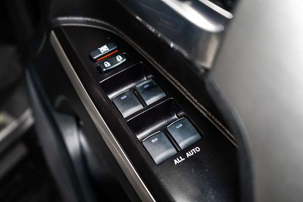 2020 Toyota Landcruiser VX VDJ200R