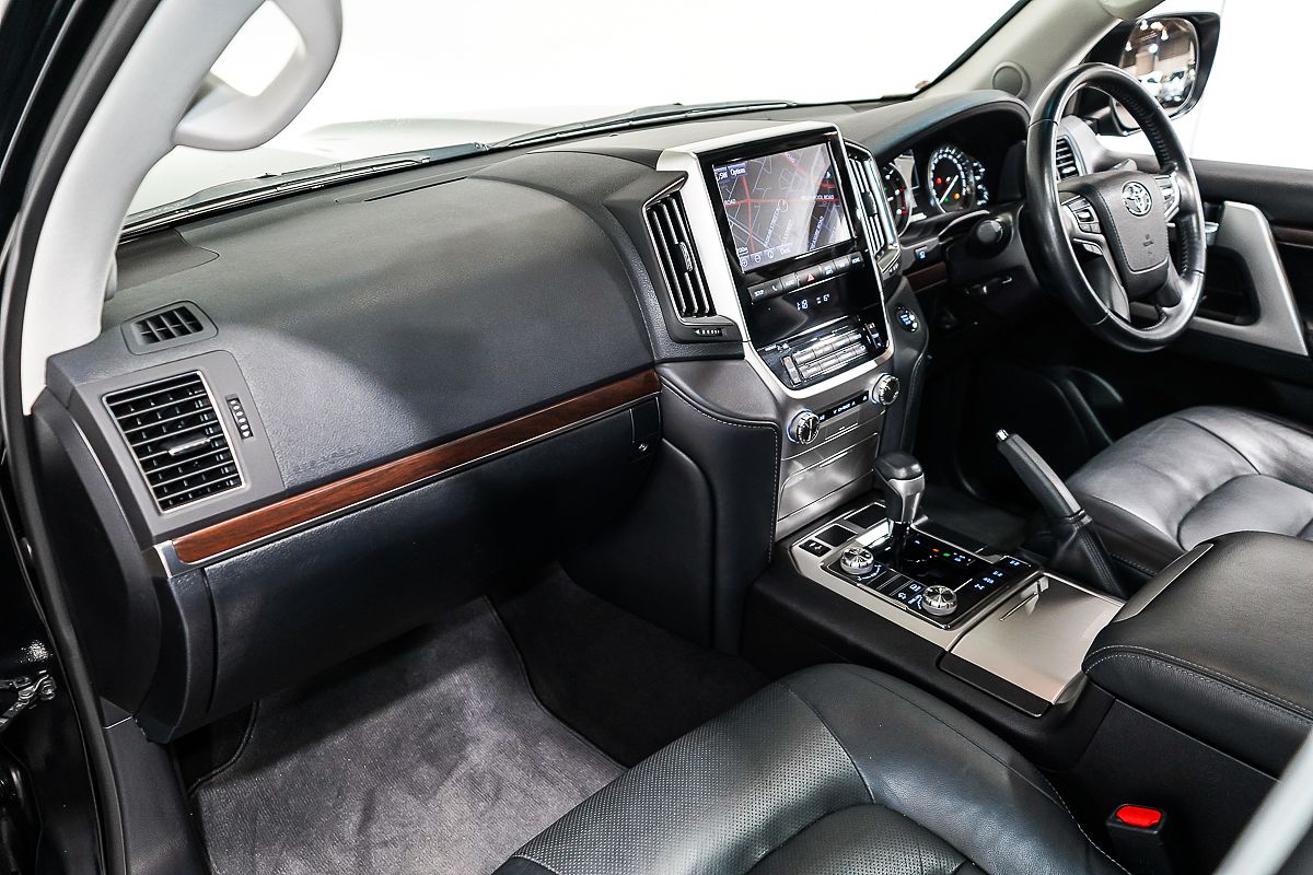 2020 Toyota Landcruiser VX VDJ200R