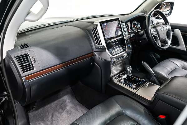 2020 Toyota Landcruiser VX VDJ200R