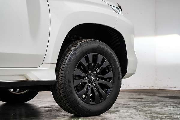 2023 Mitsubishi Pajero Sport Exceed QF