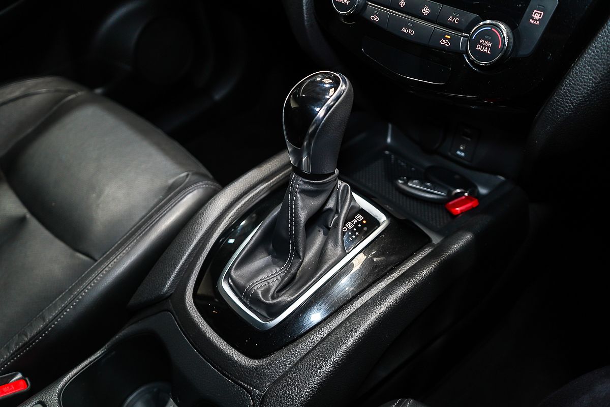 2018 Nissan X-TRAIL ST-L T32 Series II