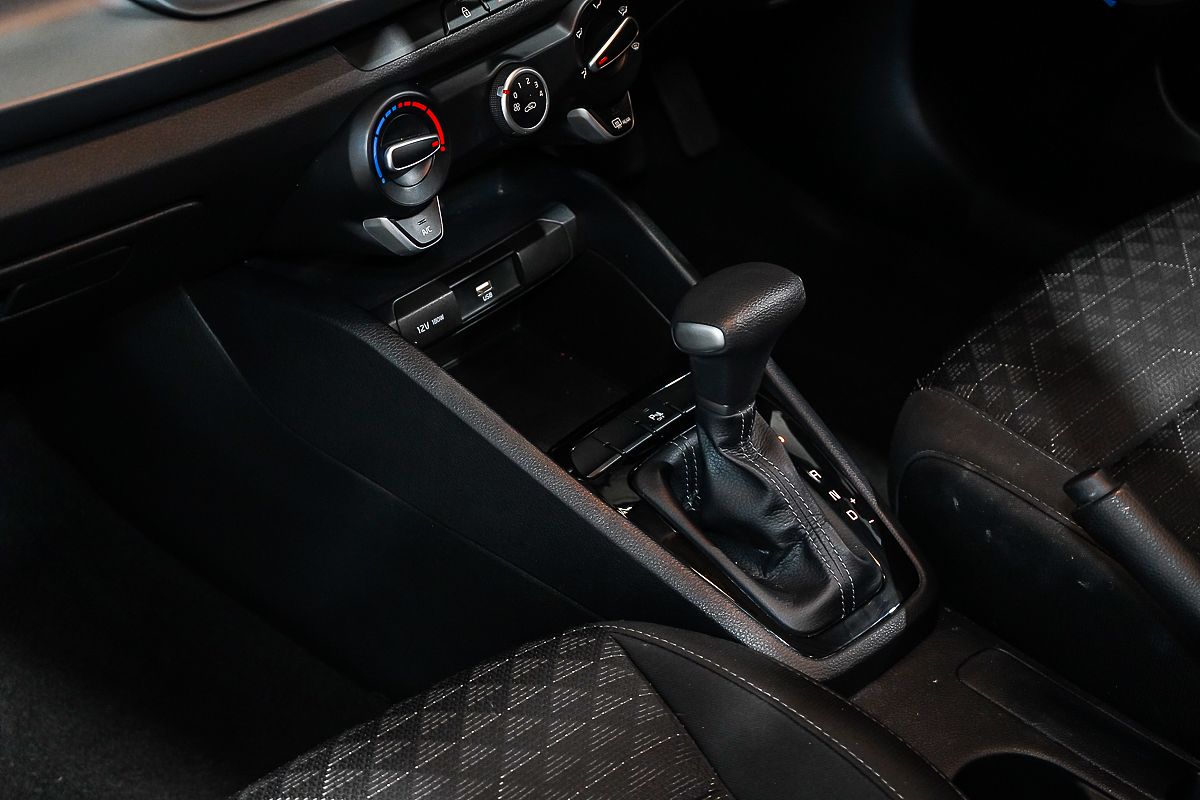 2021 Kia Rio S YB