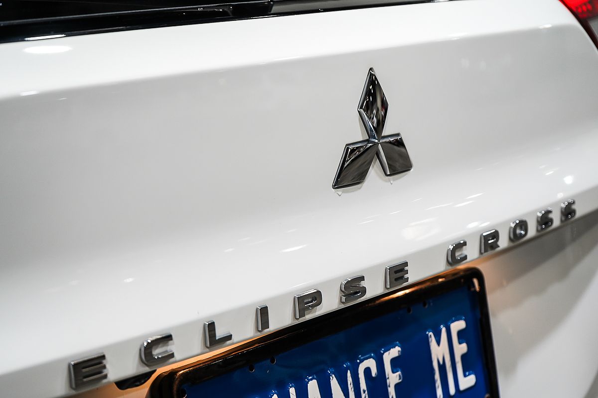 2024 Mitsubishi Eclipse Cross LS YB