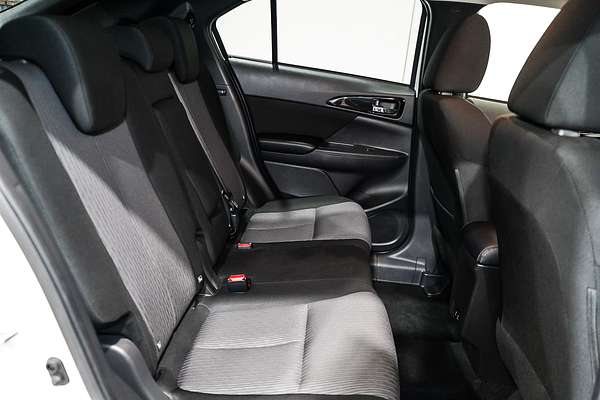 2024 Mitsubishi Eclipse Cross LS YB