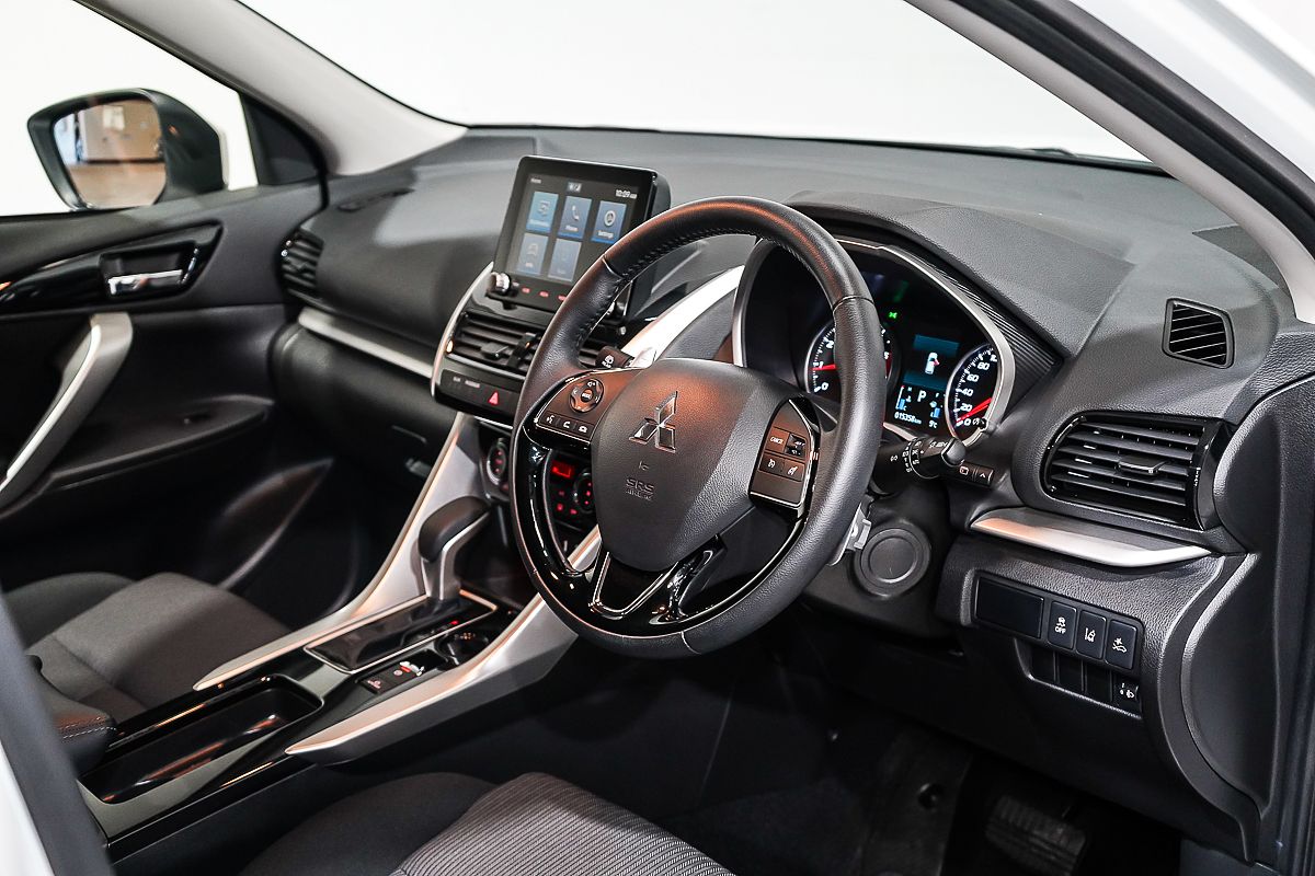 2024 Mitsubishi Eclipse Cross LS YB