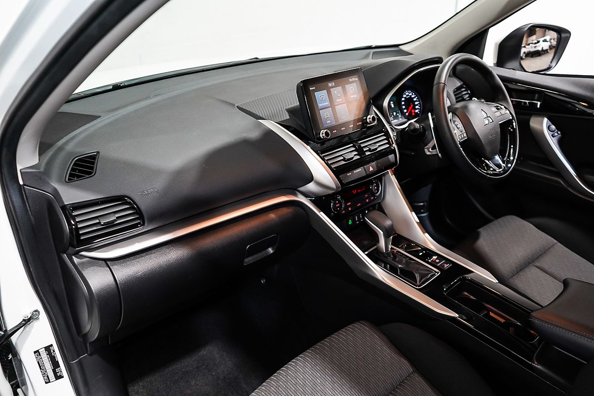 2024 Mitsubishi Eclipse Cross LS YB