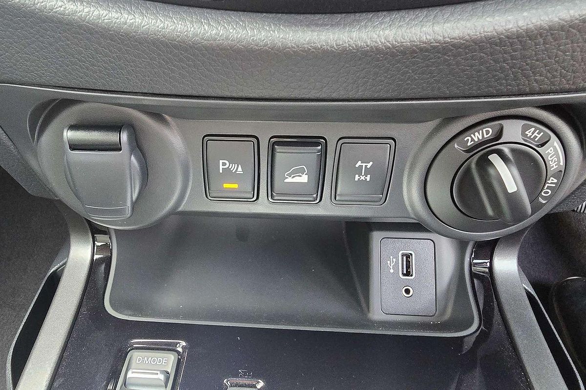 2024 Nissan Navara PRO-4X Warrior D23 4X4