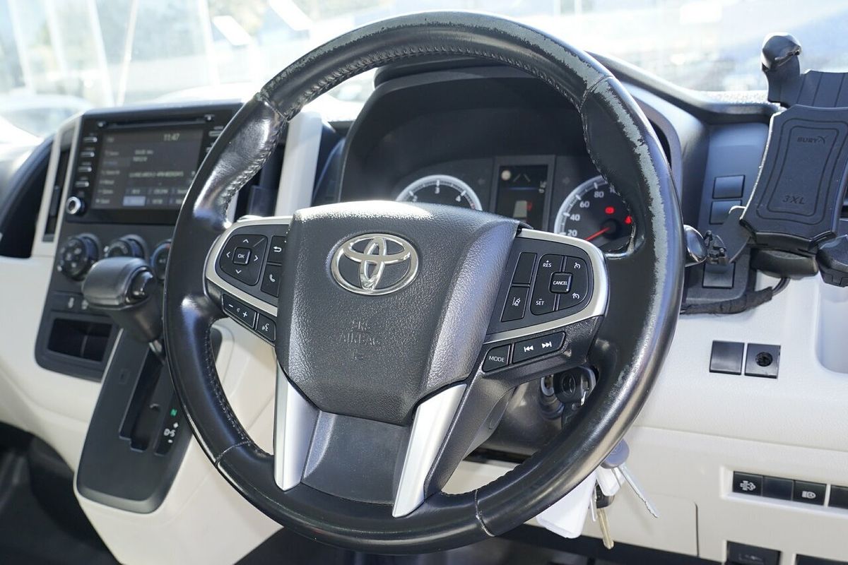 2019 Toyota Hiace GDH300R LWB