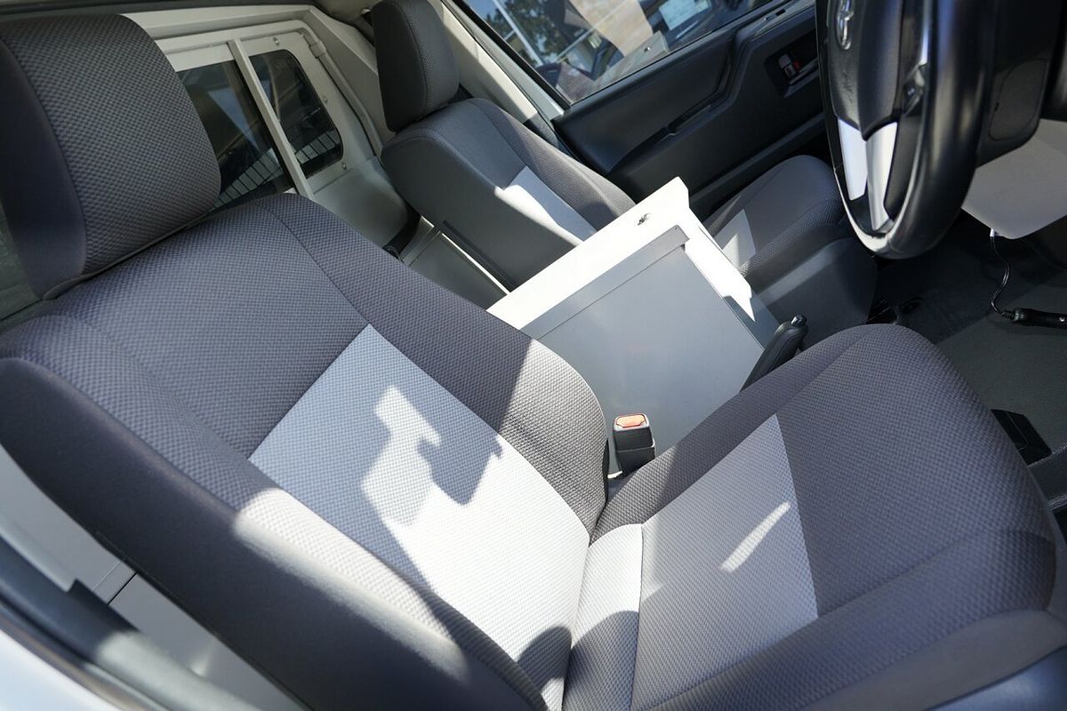 2019 Toyota Hiace GDH300R LWB