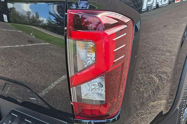 2025 Nissan Navara PRO-4X D23 4X4