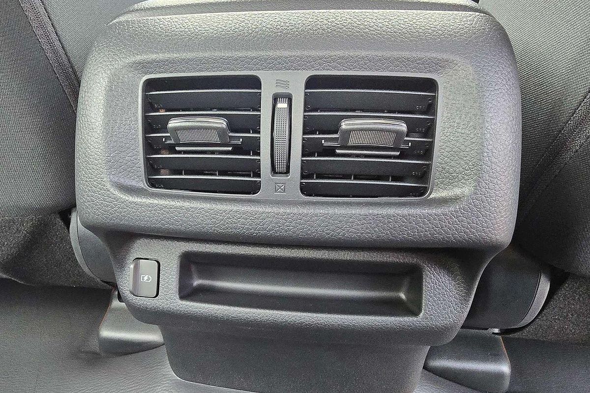 2024 Nissan Navara SL D23 4X4