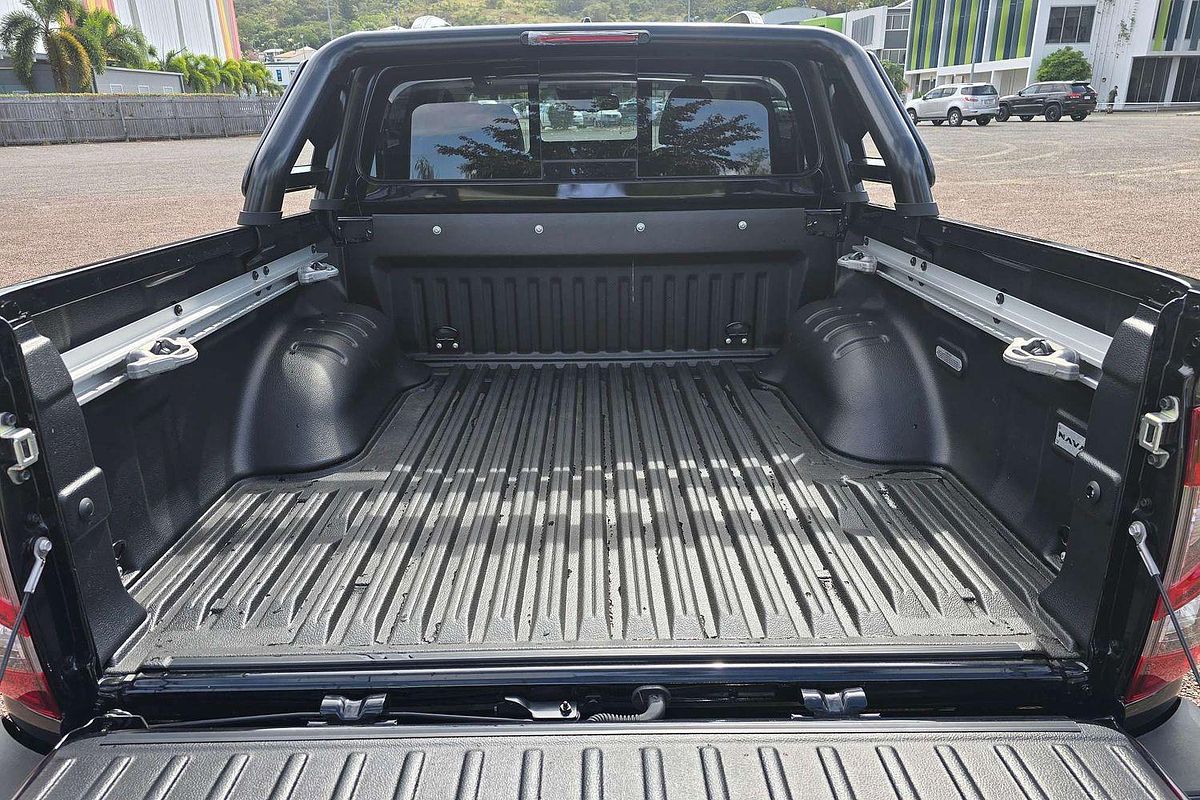 2025 Nissan Navara PRO-4X D23 4X4
