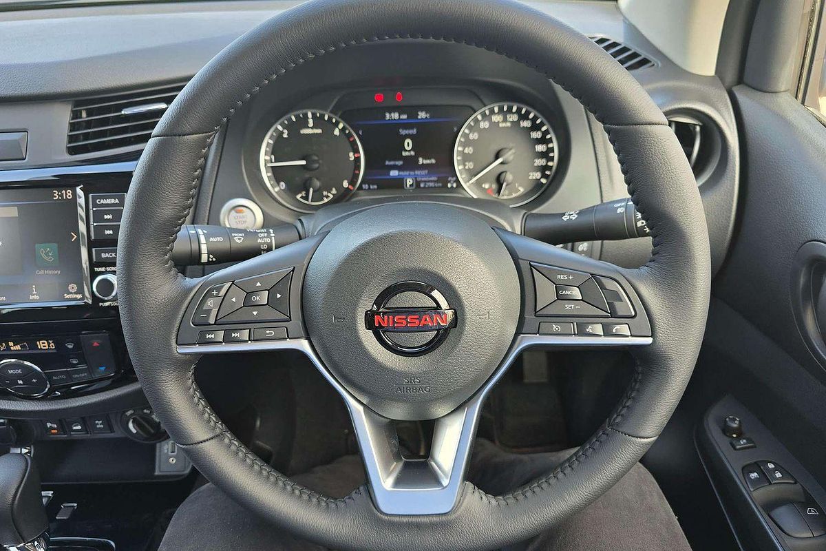 2025 Nissan Navara PRO-4X D23 4X4