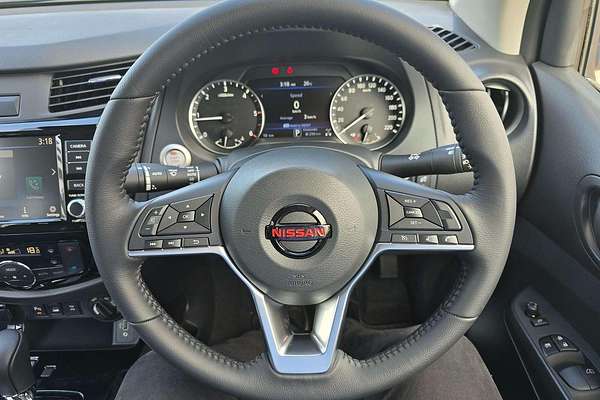 2025 Nissan Navara PRO-4X D23 4X4