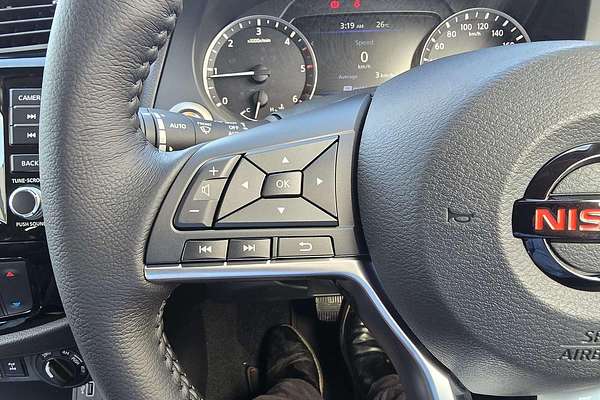 2025 Nissan Navara PRO-4X D23 4X4