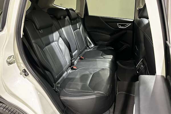 2019 Subaru Forester 2.5i-S S5