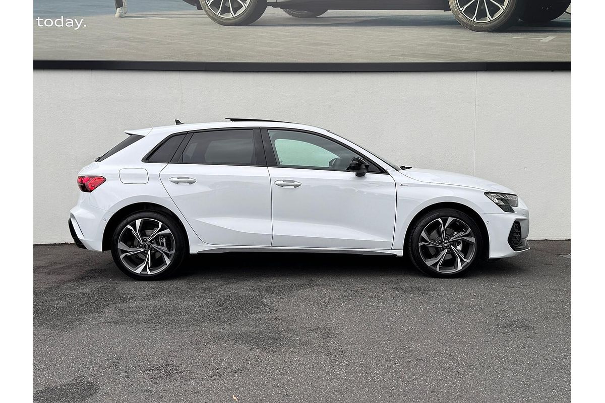 2025 Audi A3 35 TFSI S line GY