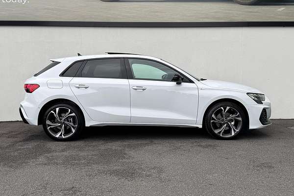 2025 Audi A3 35 TFSI S line GY