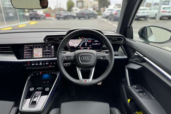 2025 Audi A3 35 TFSI S line GY