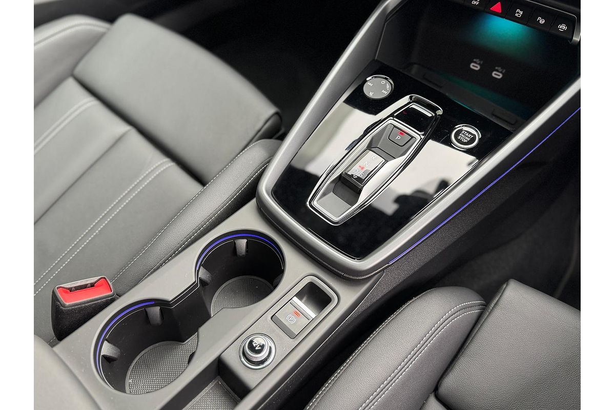 2025 Audi A3 35 TFSI S line GY