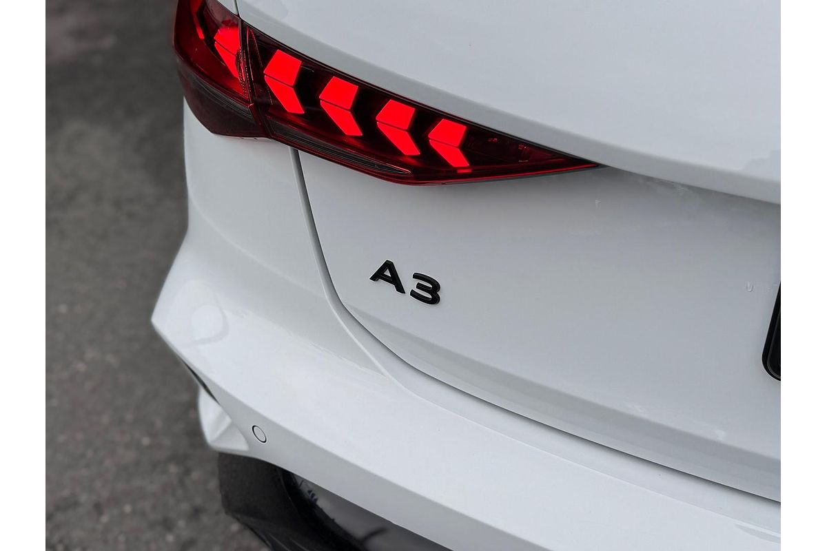 2025 Audi A3 35 TFSI S line GY