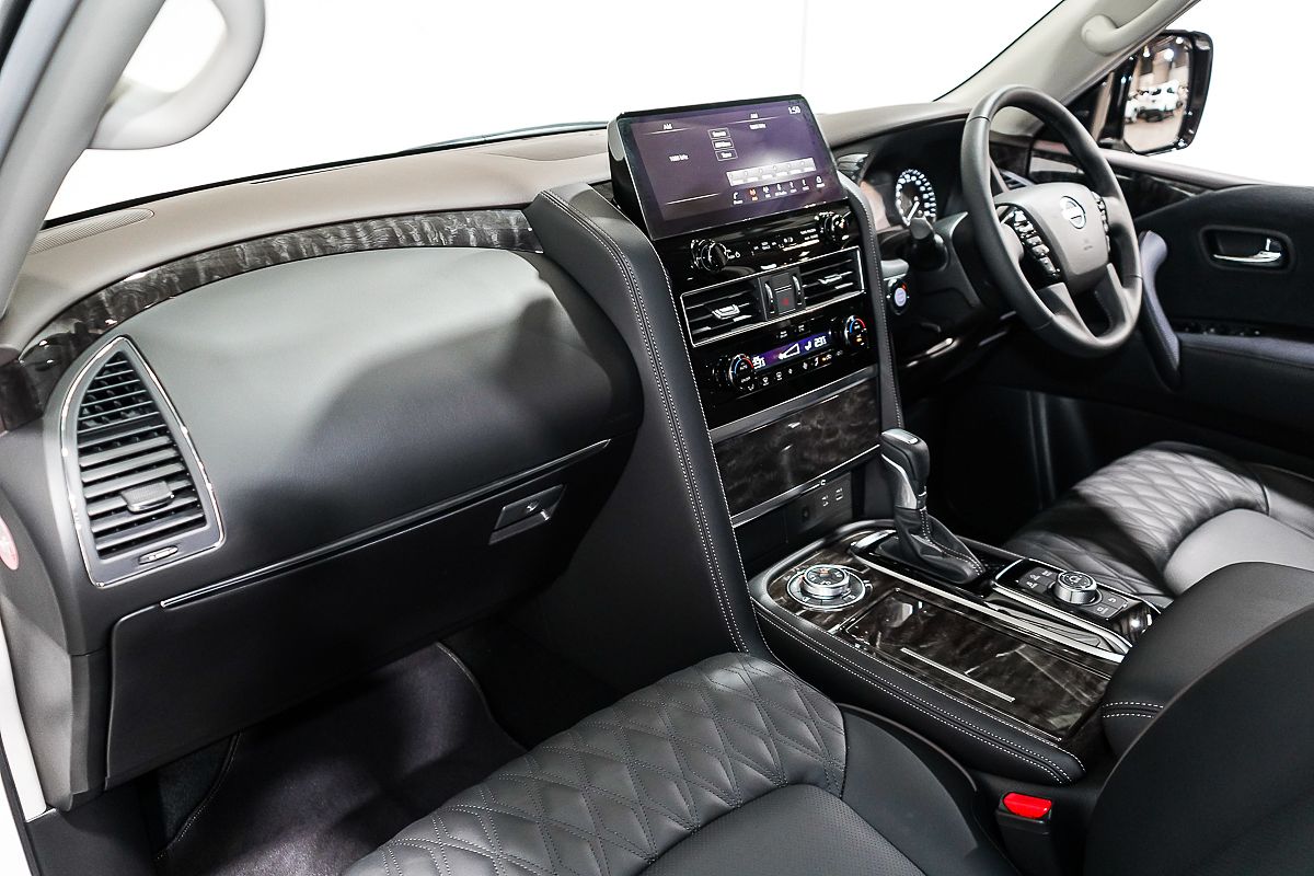 2025 Nissan Patrol Ti Y62