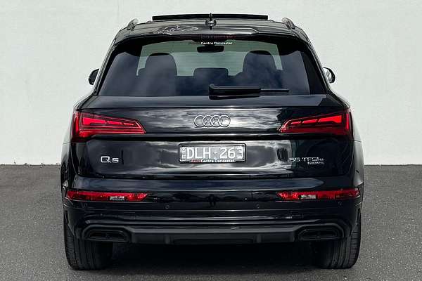 2024 Audi Q5 55 TFSI e S line FY