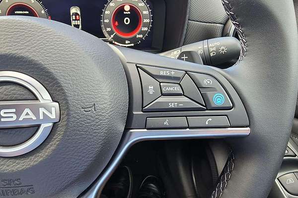 2024 Nissan JUKE ST-L F16