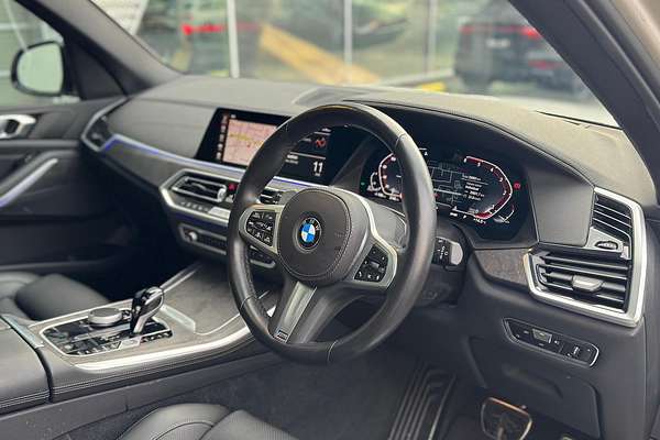 2022 BMW X5 xDrive30d M Sport G05
