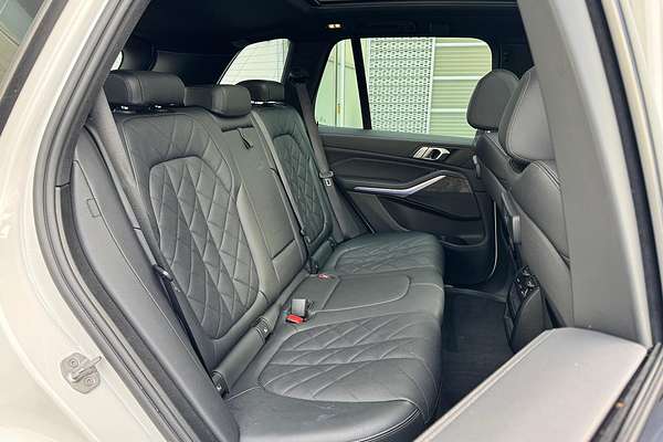 2022 BMW X5 xDrive30d M Sport G05