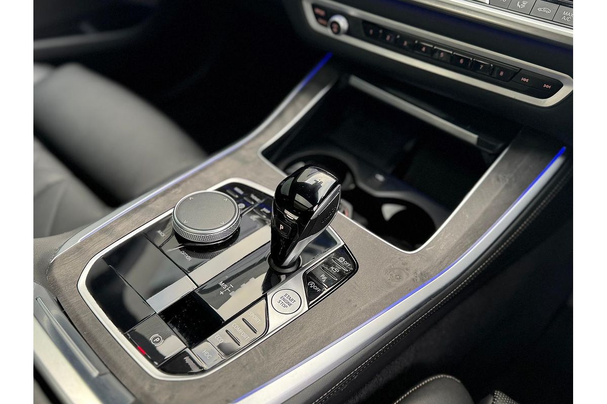 2022 BMW X5 xDrive30d M Sport G05