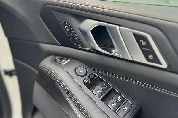 2022 BMW X5 xDrive30d M Sport G05