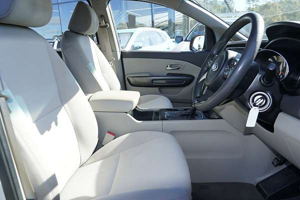 2016 Kia Carnival S YP