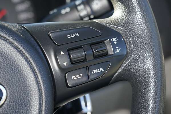 2016 Kia Carnival S YP