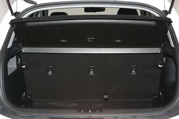 2024 Kia Stonic S YB