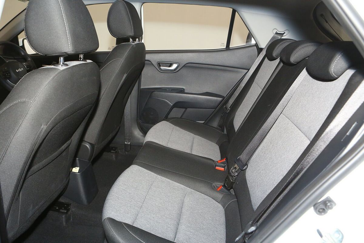 2024 Kia Stonic S YB