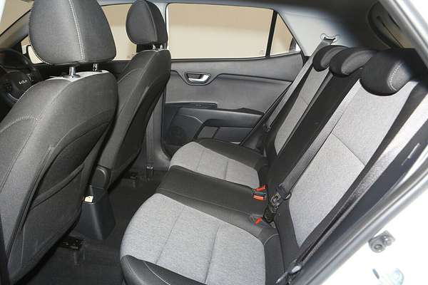 2024 Kia Stonic S YB