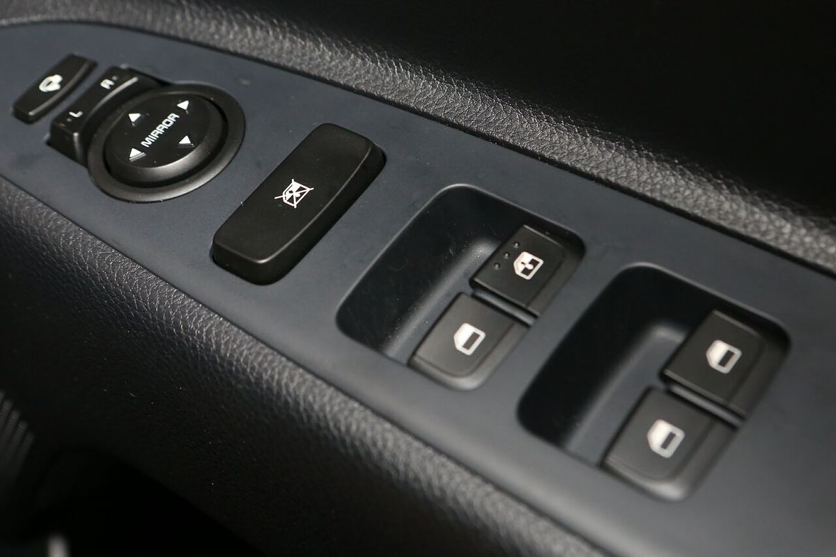 2024 Kia Stonic S YB
