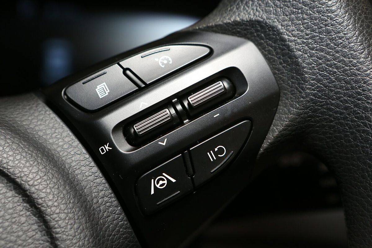 2024 Kia Stonic S YB