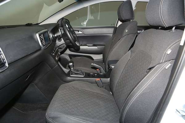 2020 Kia Sportage S QL