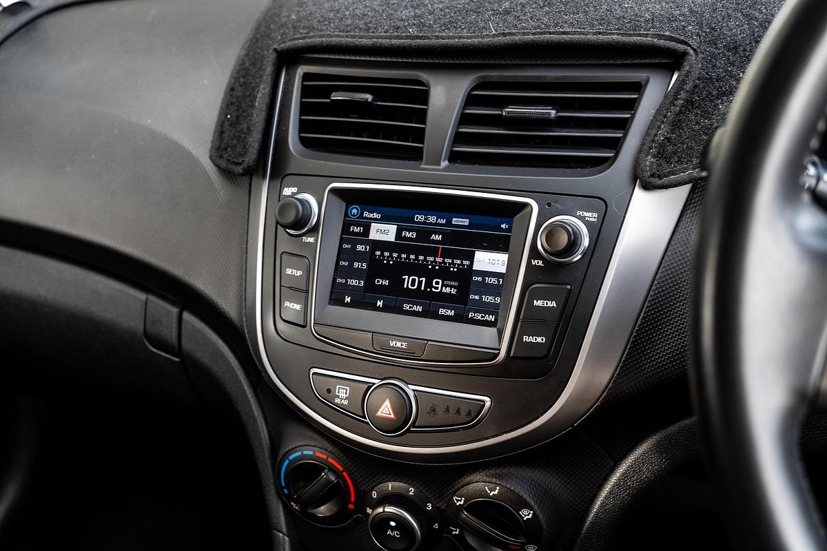 2018 Hyundai Accent Sport RB6