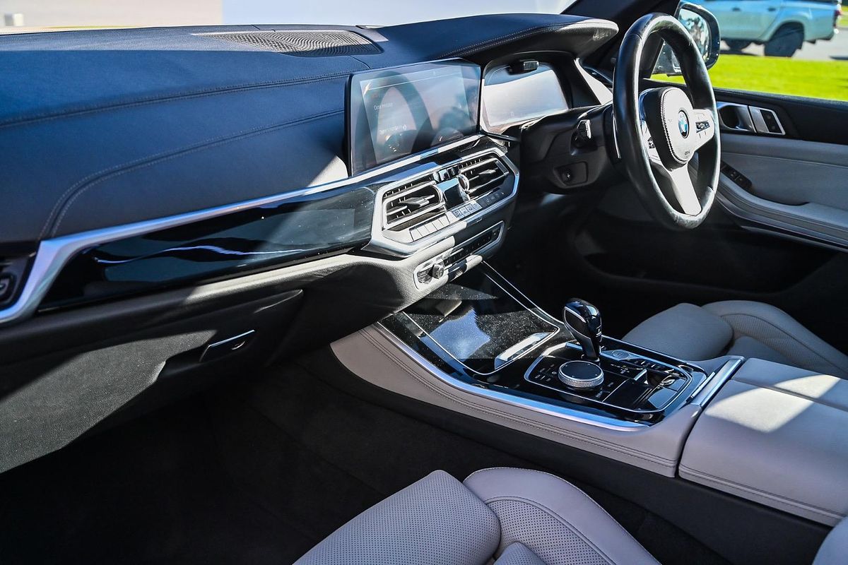 2023 BMW X5 xDrive30d M Sport G05