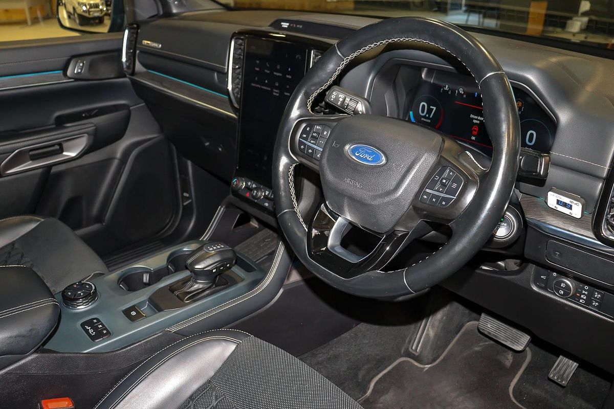 2023 Ford Everest Platinum 3.0L