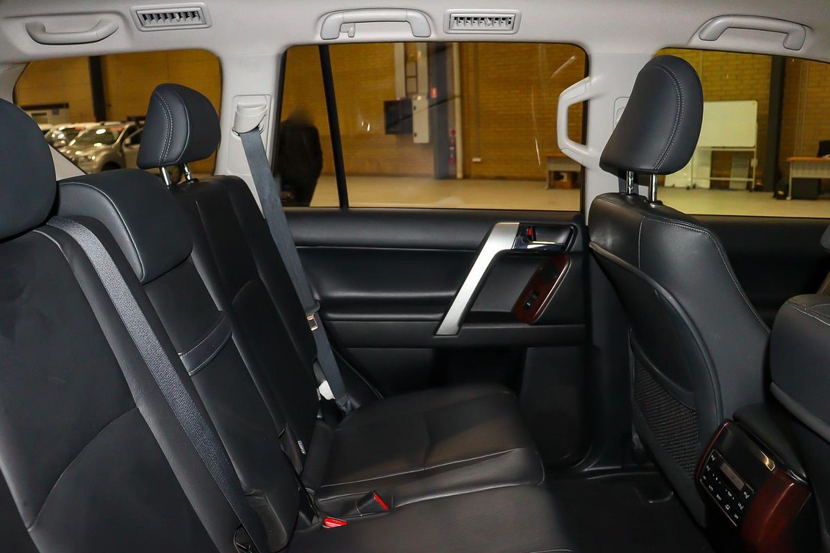 2016 Toyota Landcruiser Prado VX GDJ150R