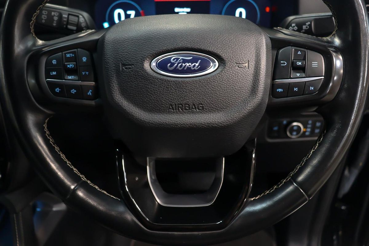 2023 Ford Everest Platinum 3.0L