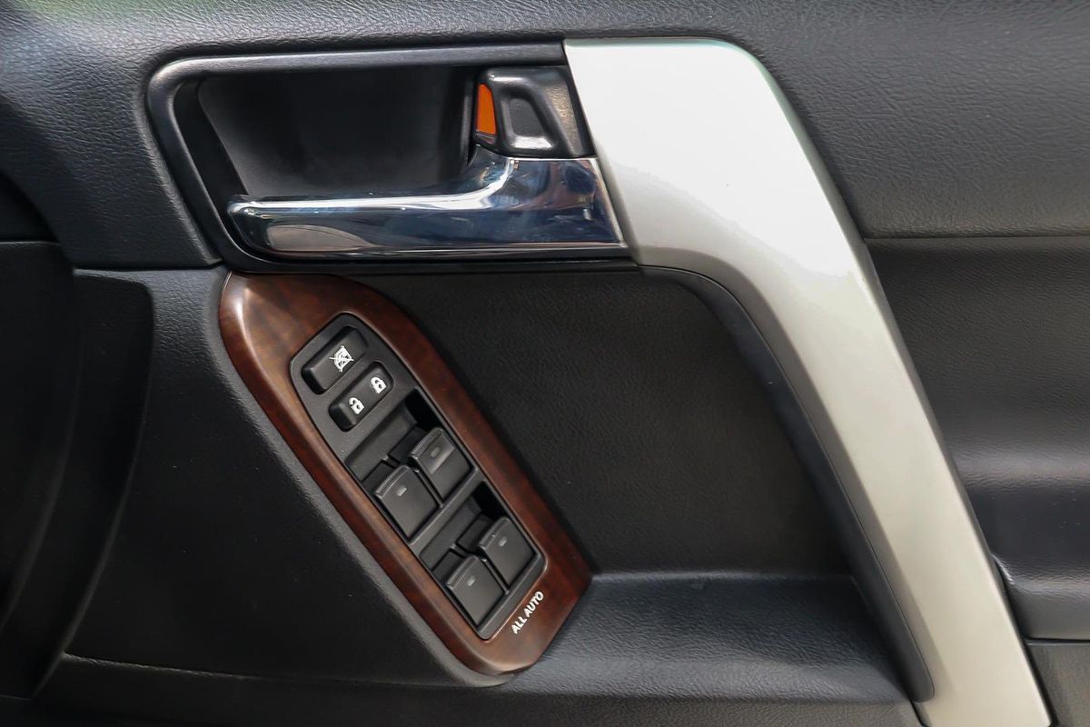 2016 Toyota Landcruiser Prado VX GDJ150R