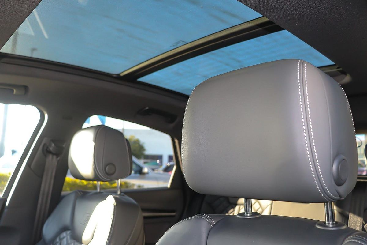 2021 Audi Q5 50 TDI S line FY
