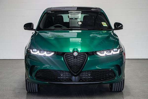 2025 Alfa Romeo Tonale Tributo Italiano Plug-In Hybrid Series 1