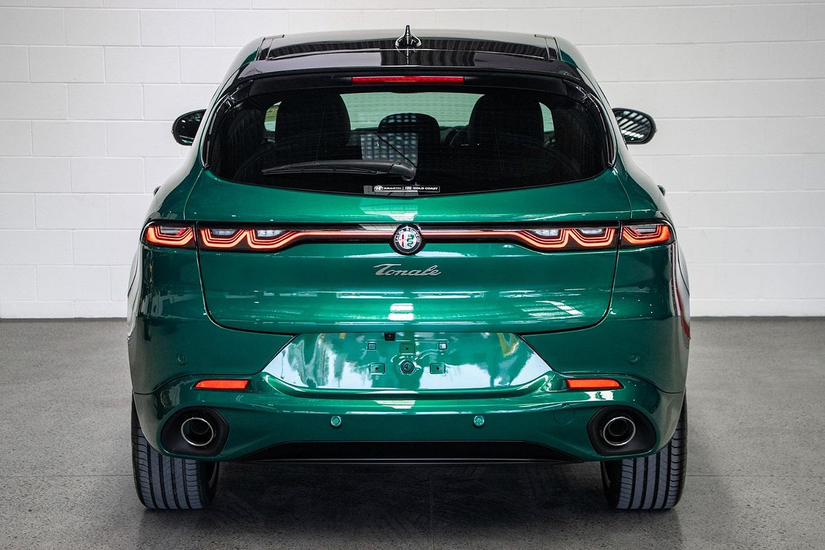 2025 Alfa Romeo Tonale Tributo Italiano Plug-In Hybrid Series 1